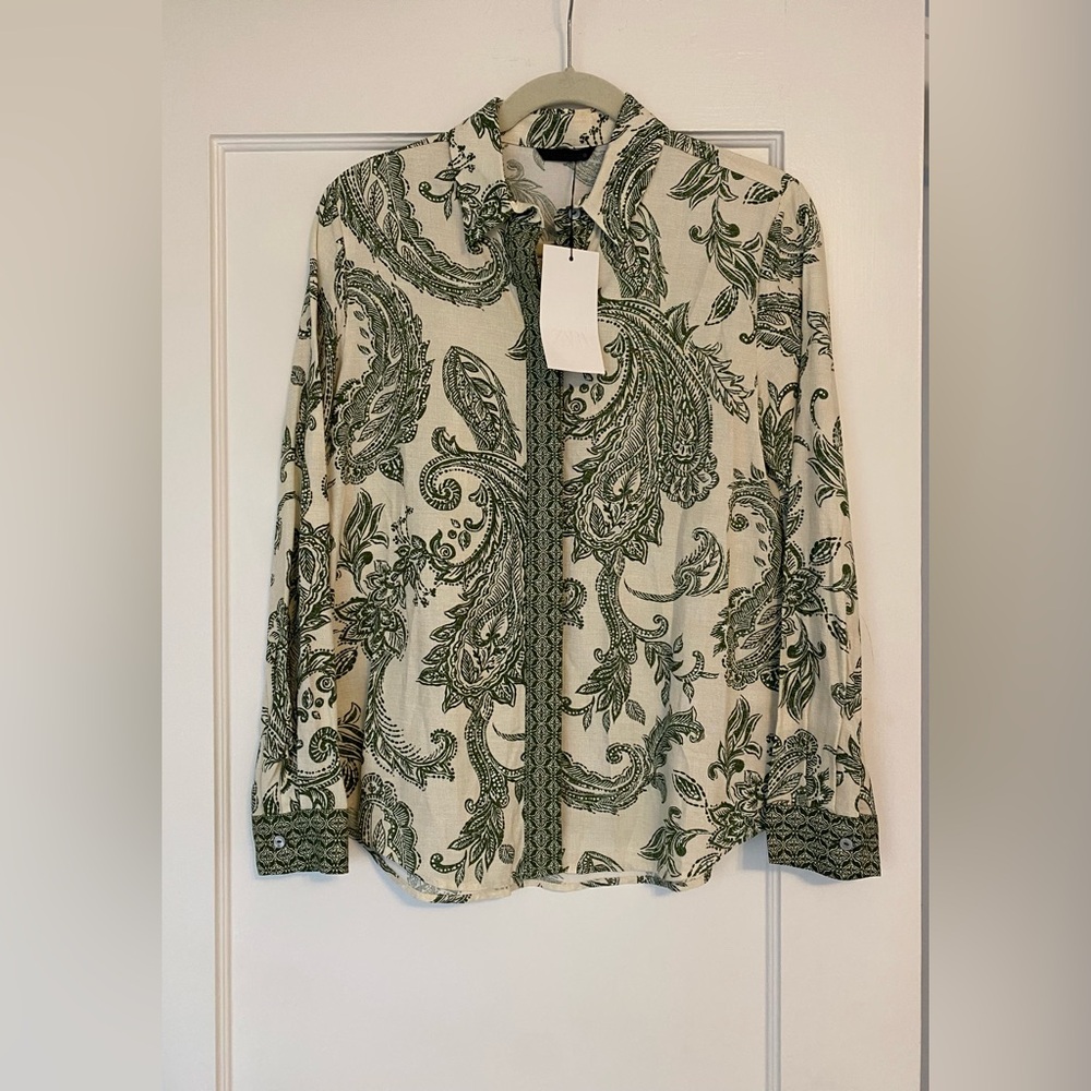 NWT Zara Top size XS